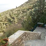 Mit Wasserblick By Interhome Tirós