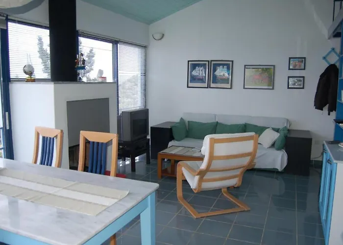 Mit Wasserblick By Interhome * Tirós